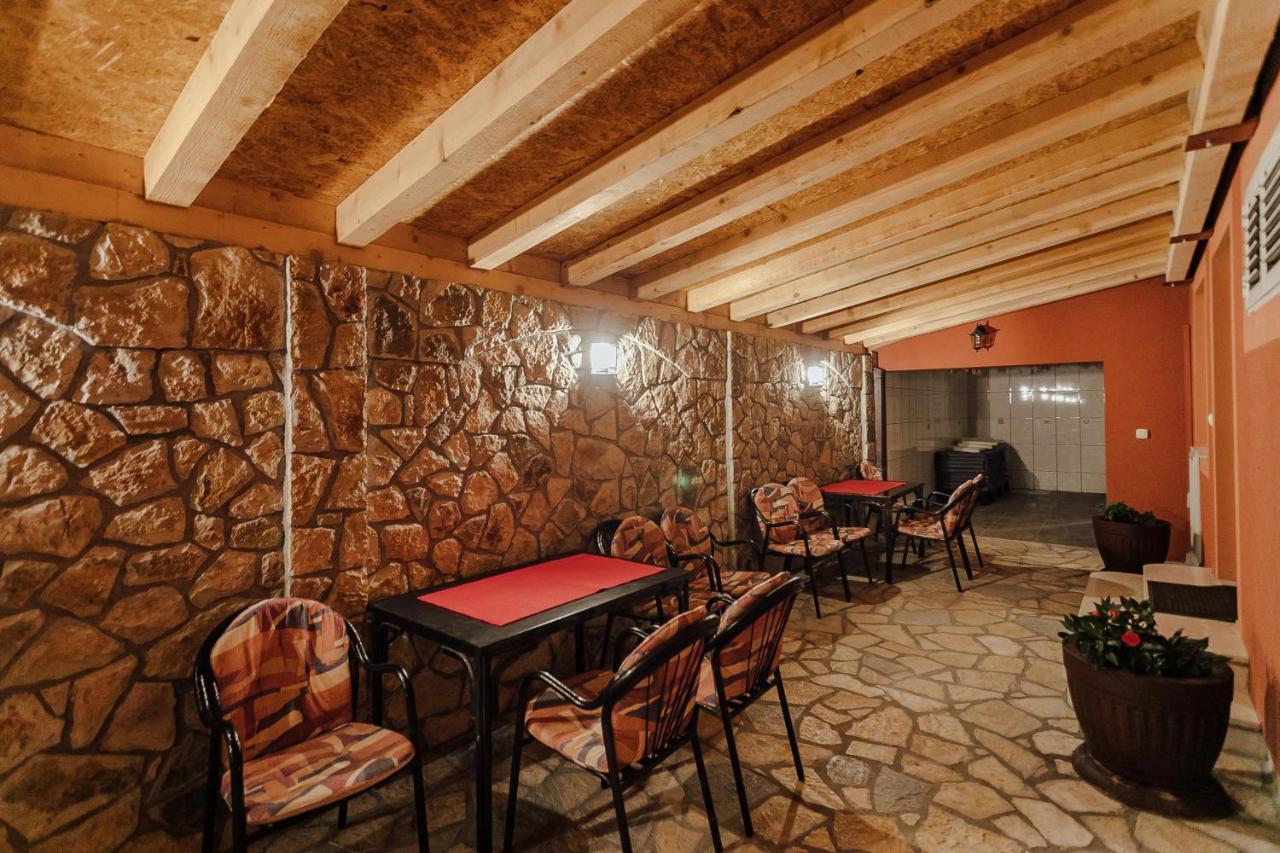 Guest House Villa Zivanovic Herceg Novi Exterior foto