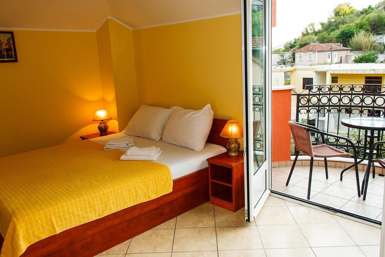 Guest House Villa Zivanovic Herceg Novi Exterior foto
